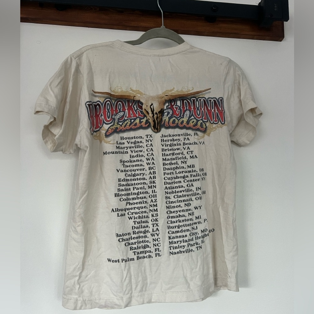 Brooks and Dunn 2010 Concert T-Shirt Last Rodeo Tour